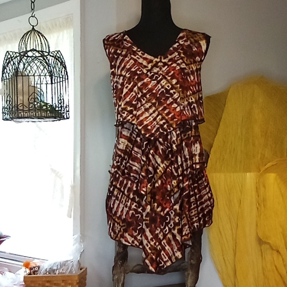 Elegant Multicolor Patterned Ruffled Front Tank Top Size 18/20
